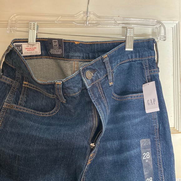 Size 6R, 31.25” inseam - Picture 2 of 4